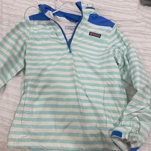 Vineyard vines windbreaker
